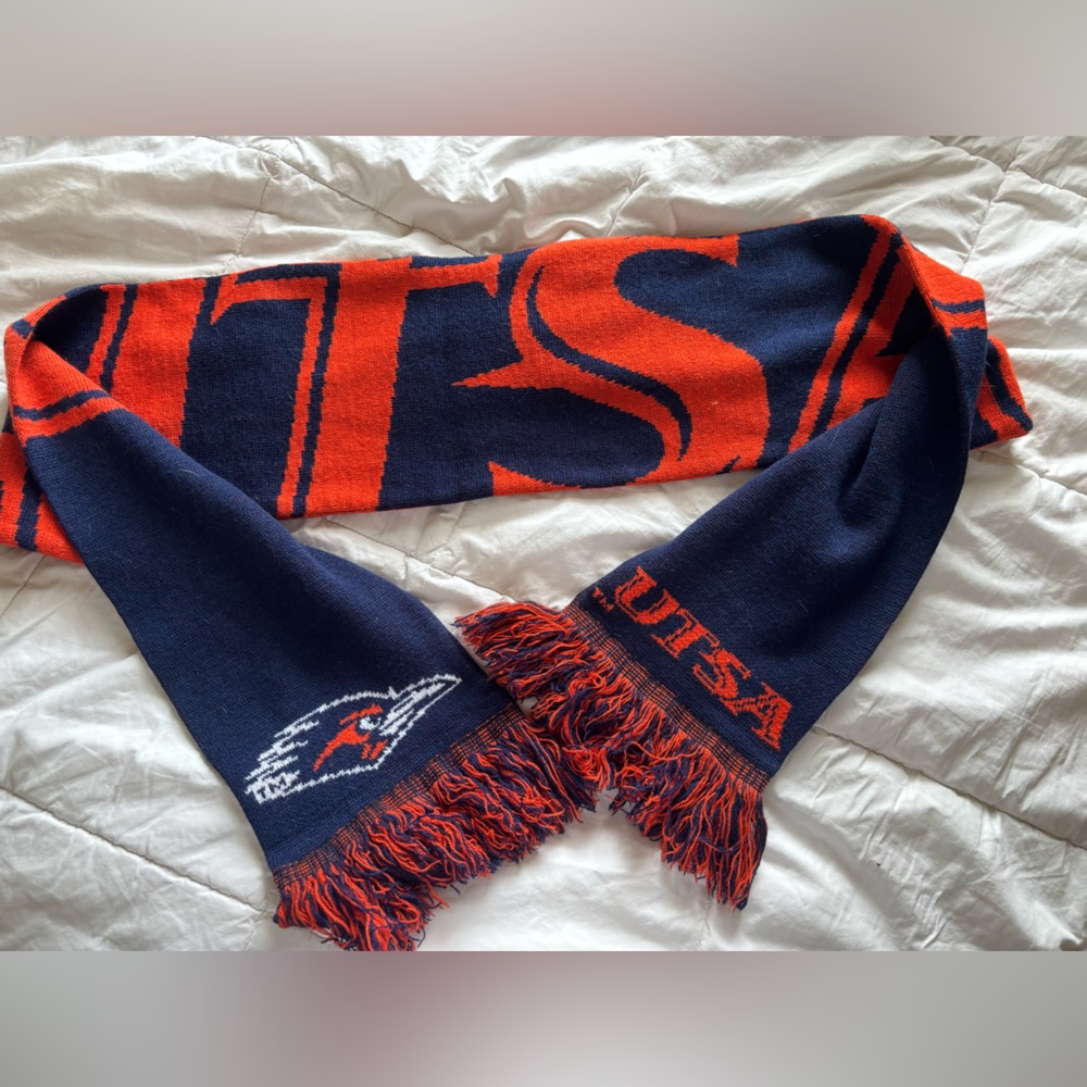 UTSA Scarf